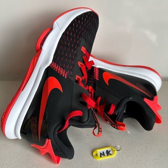 Nike LeBron Witness 5 Black Red Basketball Sneakers CQ9380-005 Mens Size 14 - Picture 1 of 6